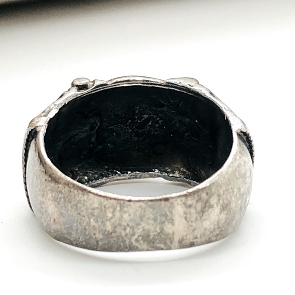 Antique Vintage Repousse Silver Ring - Picture 8 of 11